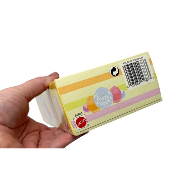 Vtg Hallmark Special Edition Yuletide Romance Barbie 3rd in Series 1996 15621 - Picture 2 of 5